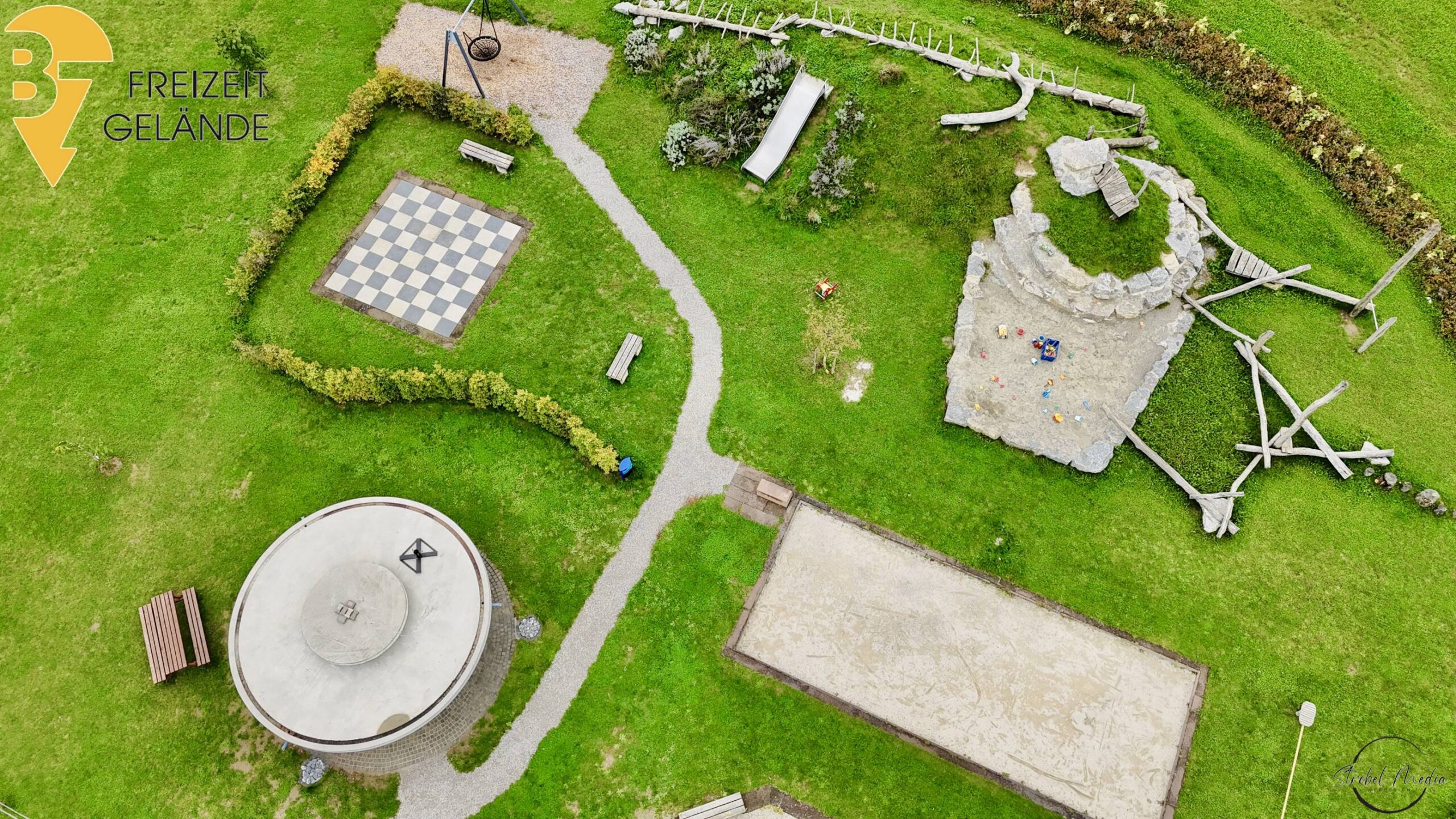 B7 Platz–Bickelsberger-Sport-und-Freizeiteinrichtung-Luftaufnahme